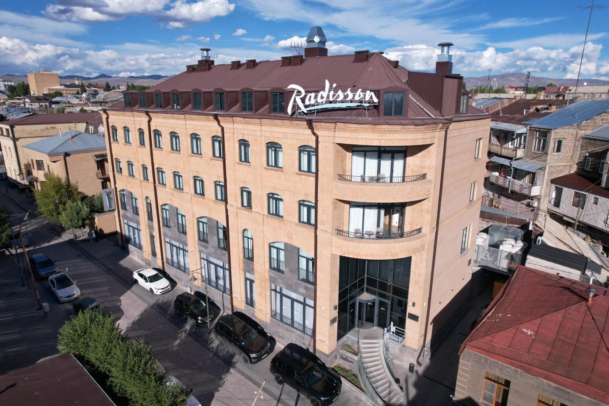 Radisson Hotel & Spa 기우므리 외부 사진