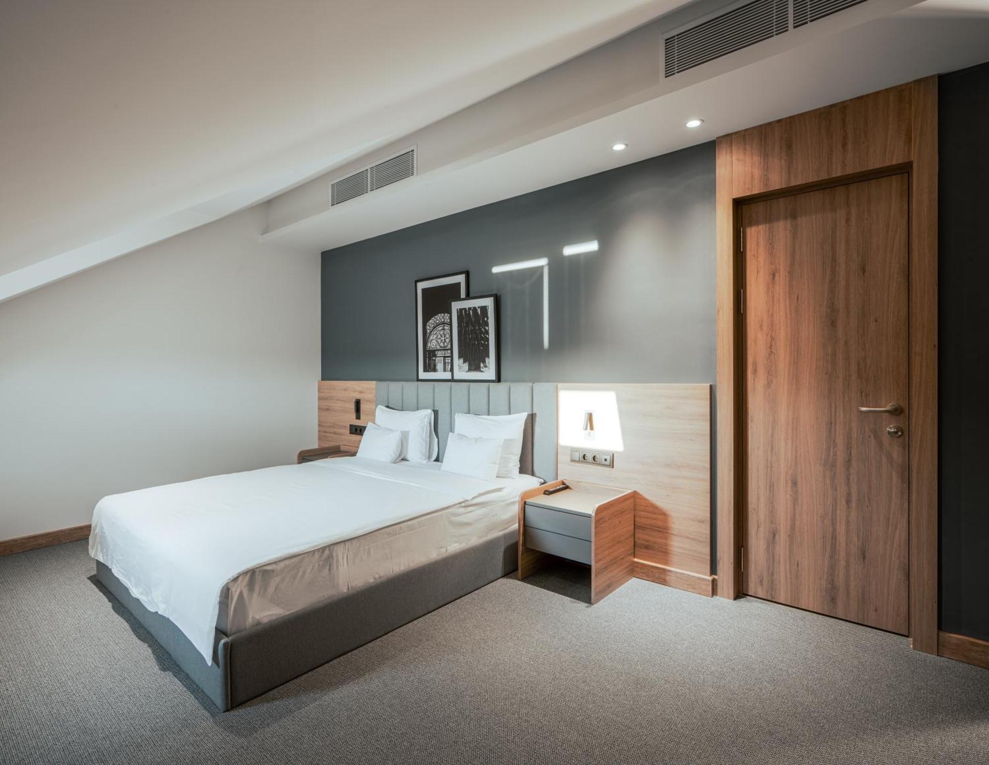 Radisson Hotel & Spa 기우므리 외부 사진